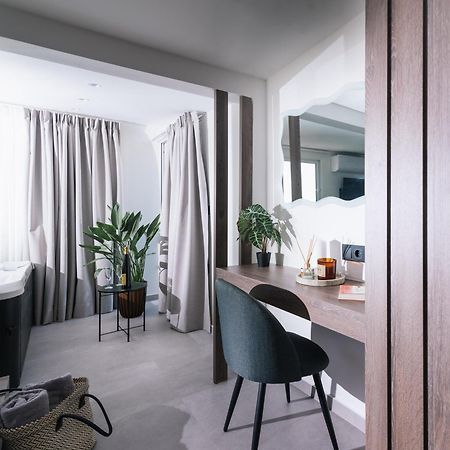 Alcyone Studios And Apartments Ираклио Екстериор снимка
