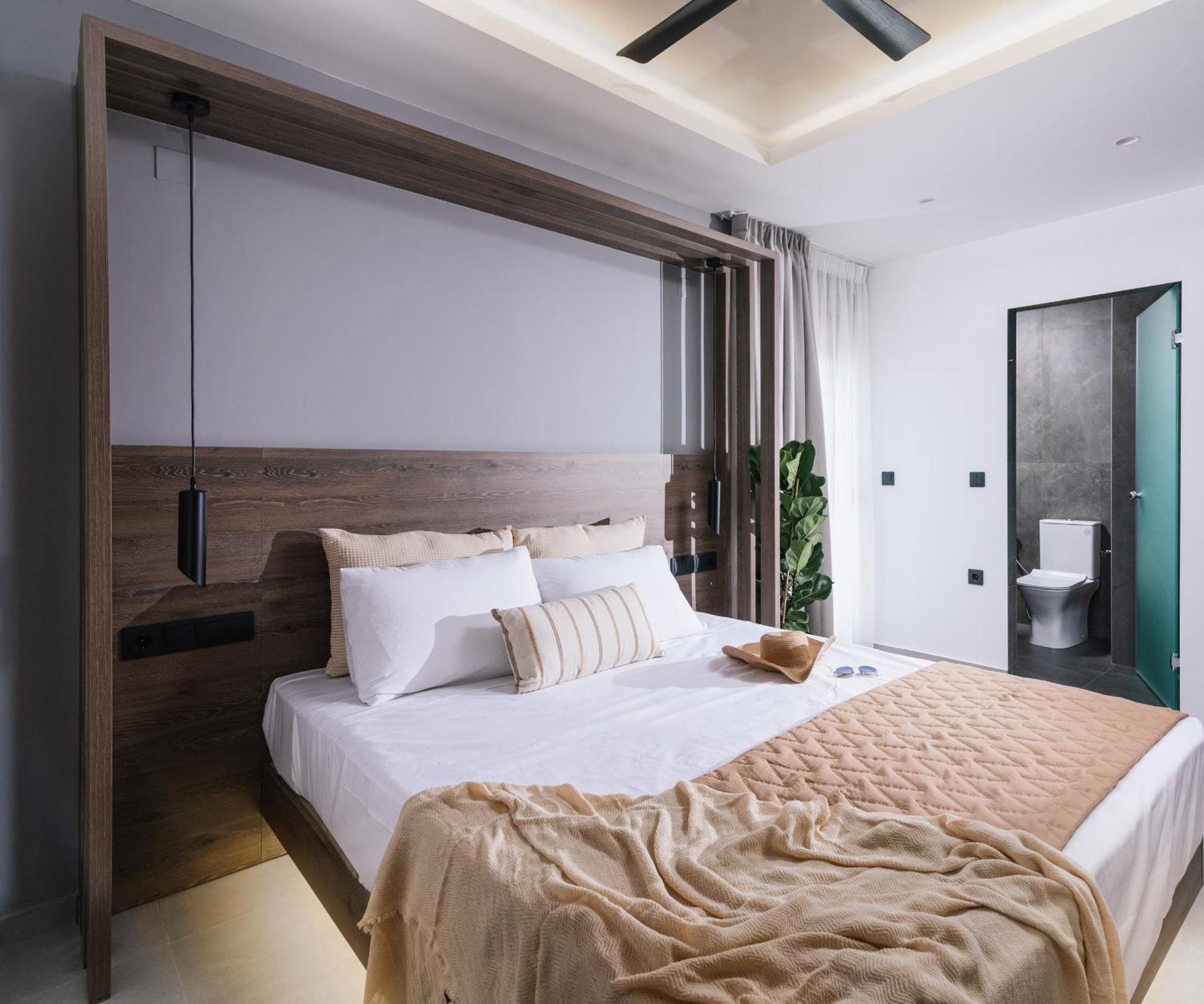 Alcyone Studios And Apartments Ираклио Екстериор снимка