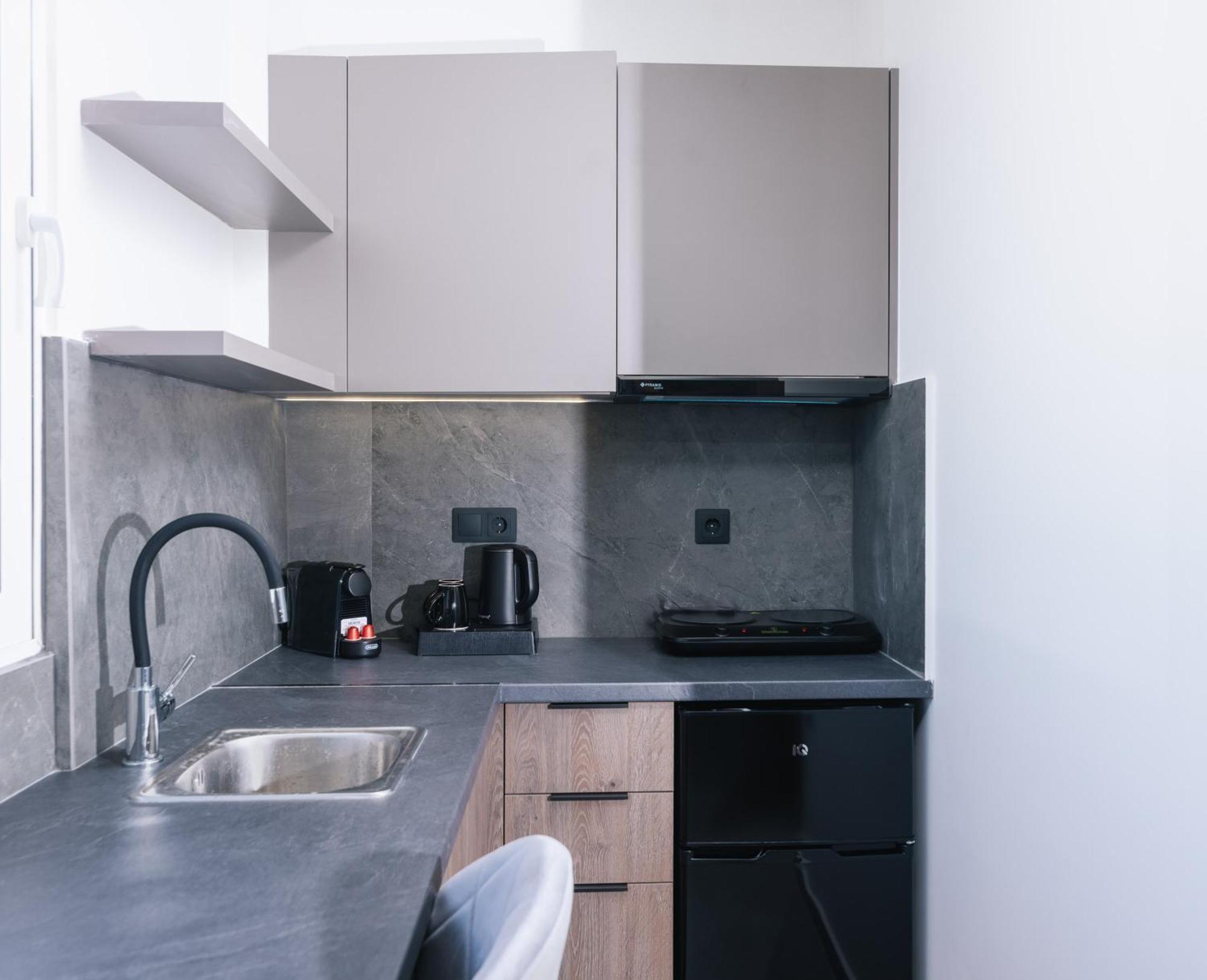 Alcyone Studios And Apartments Ираклио Екстериор снимка