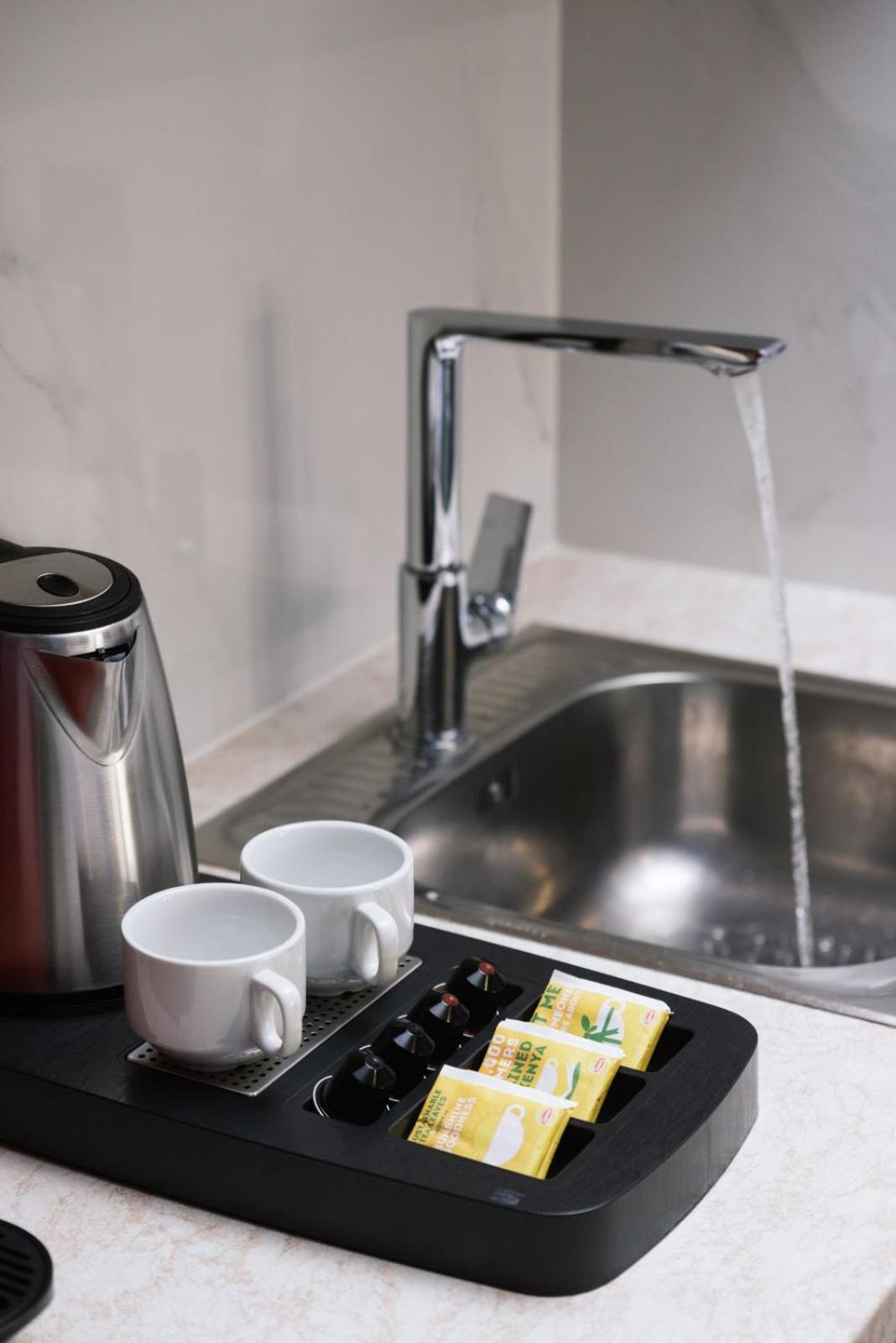 Alcyone Studios And Apartments Ираклио Екстериор снимка